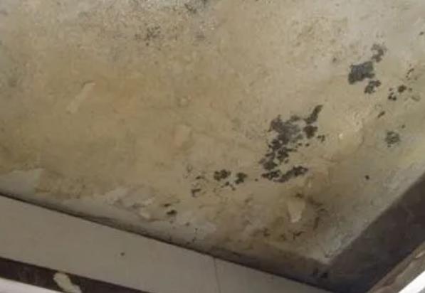 范县阳台漏水维修公司分享下范县卫生间渗水维修需要注意哪些问题。